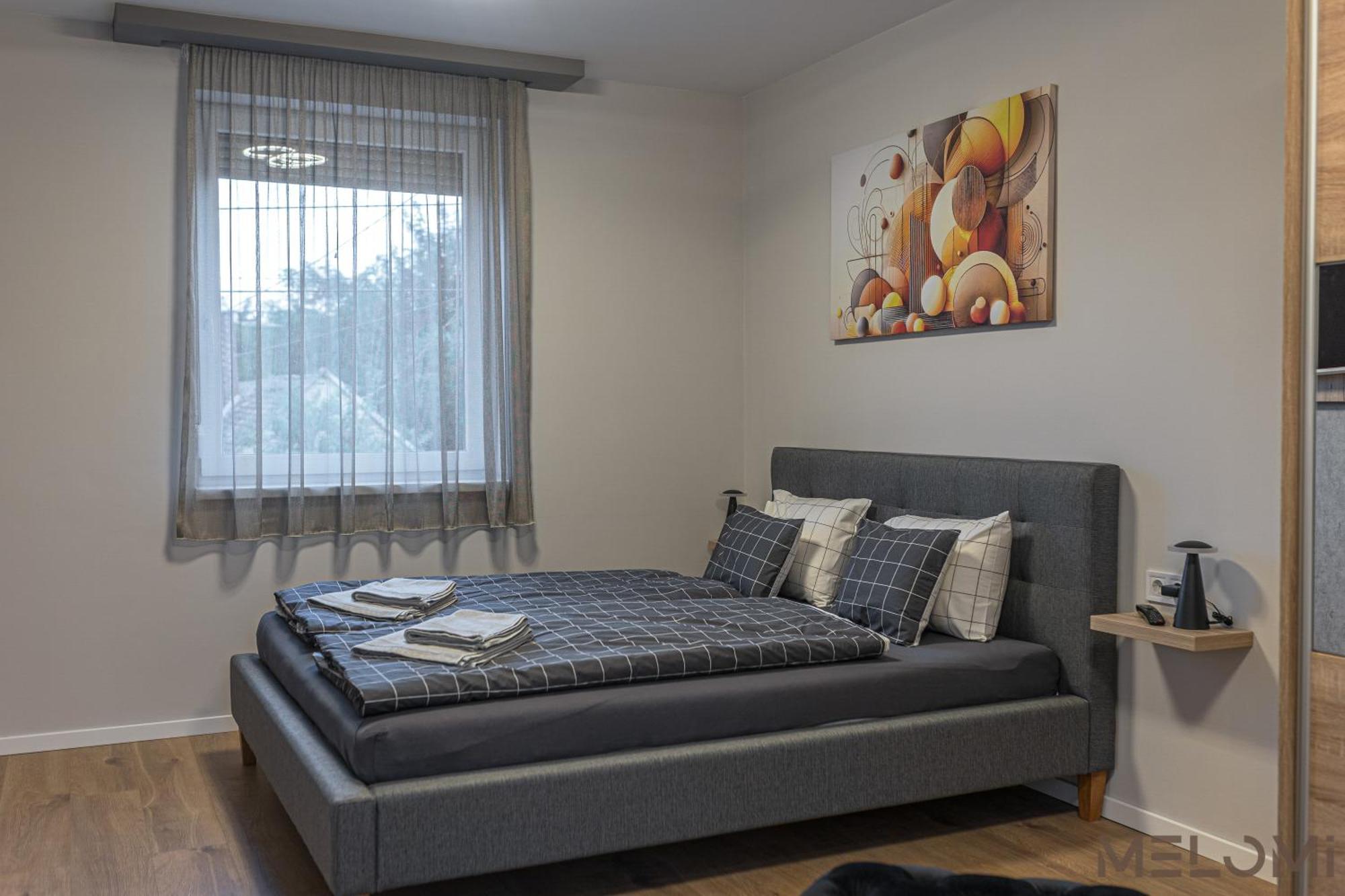 Melomi Apartman シャールヴァール エクステリア 写真