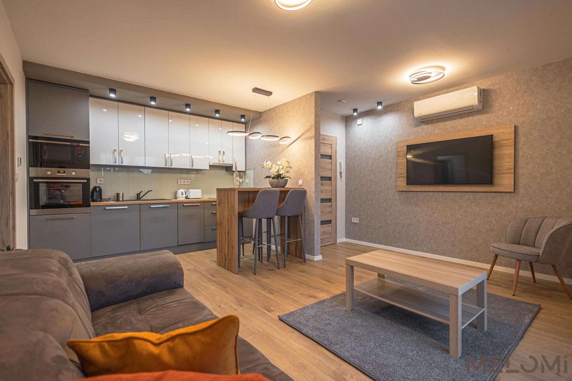 Melomi Apartman シャールヴァール エクステリア 写真